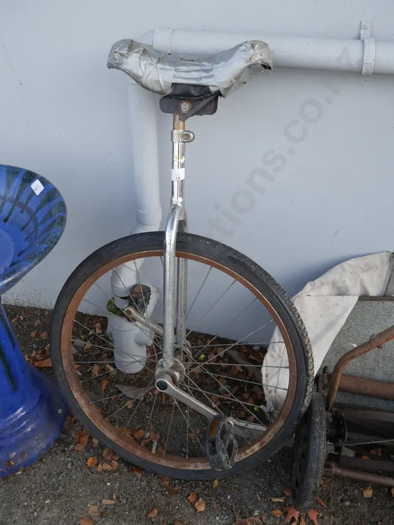 Unicycle Image 1++