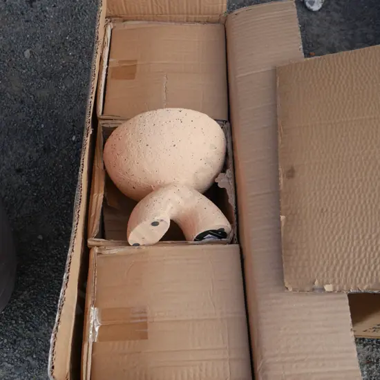 Box of plant pots