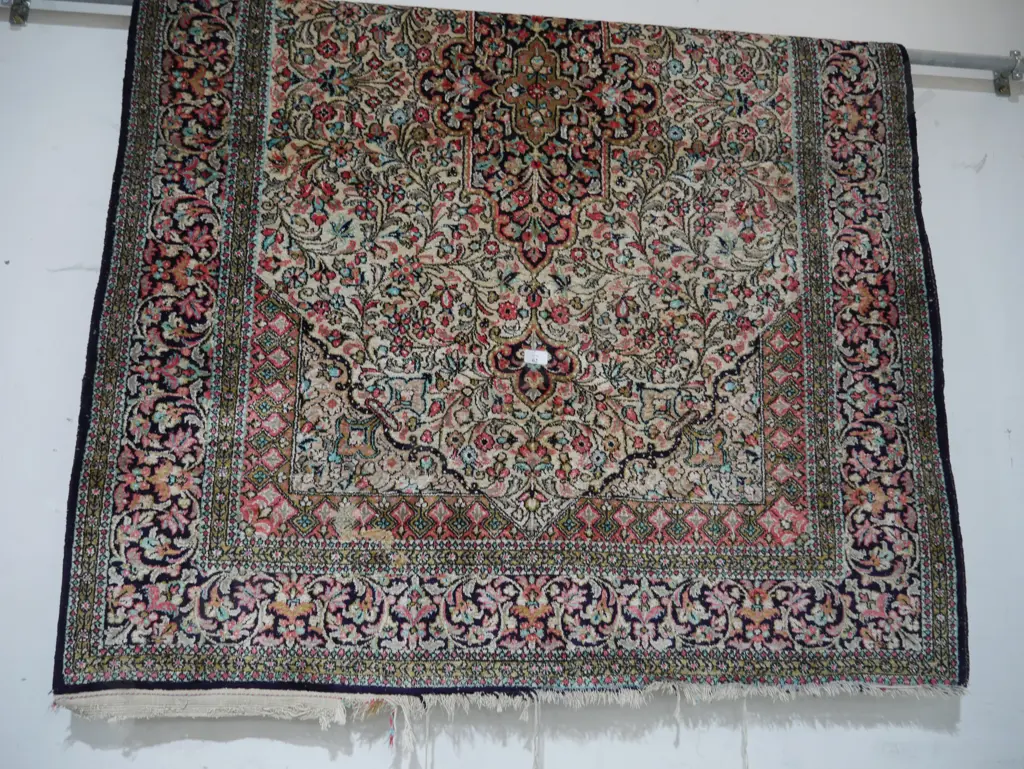 Floor rug Image 1++