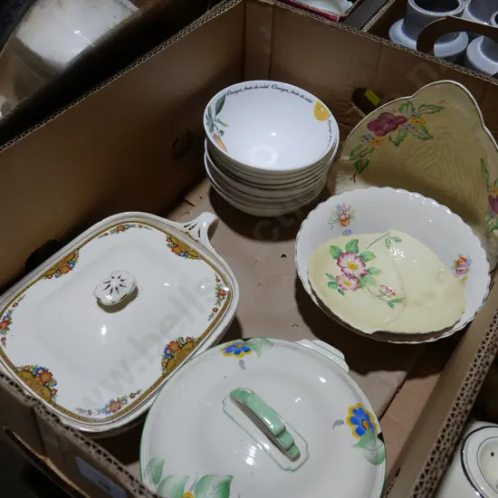 Lidded bowls, china