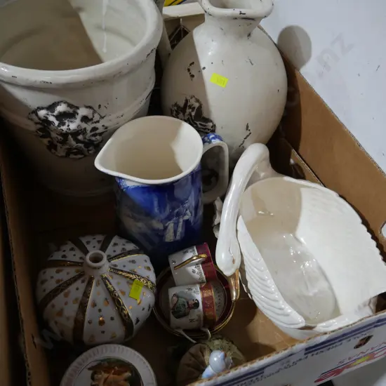 Jugs, vases etc