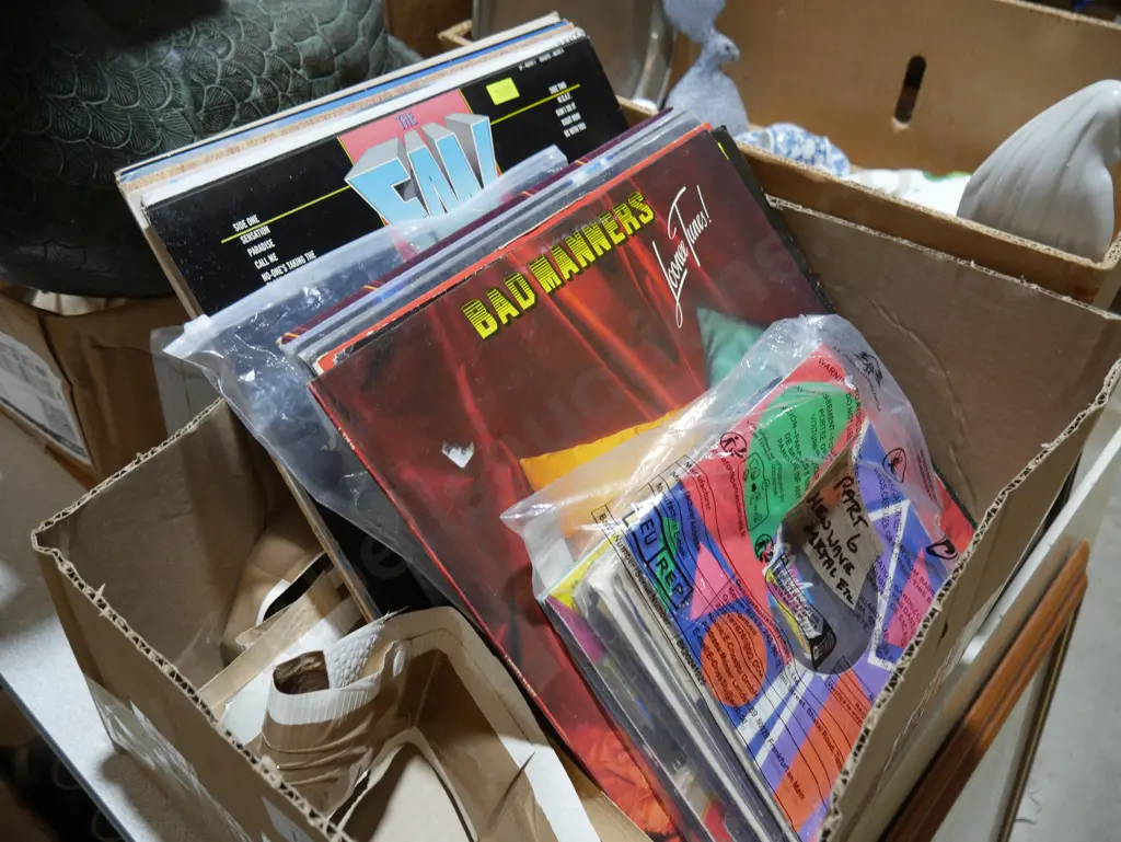 LP's, singles Image 1++