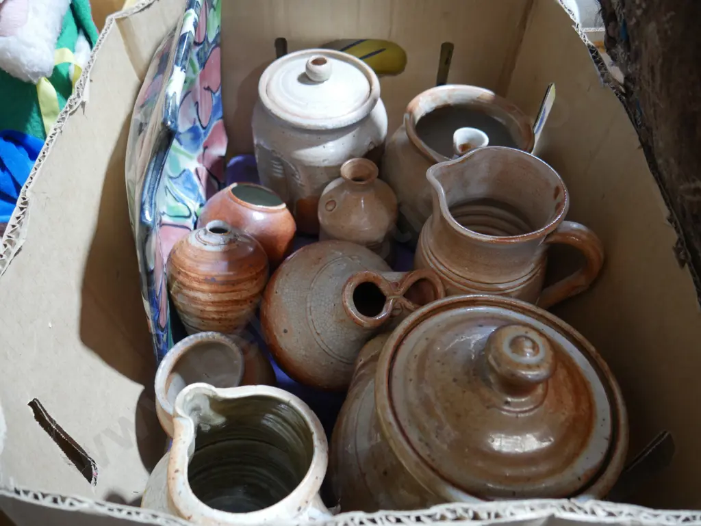 Studio pottery Image 1++