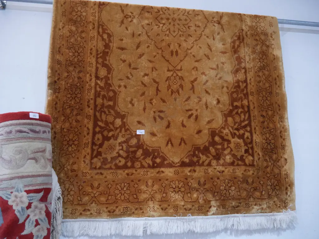 Floor mat Image 1++
