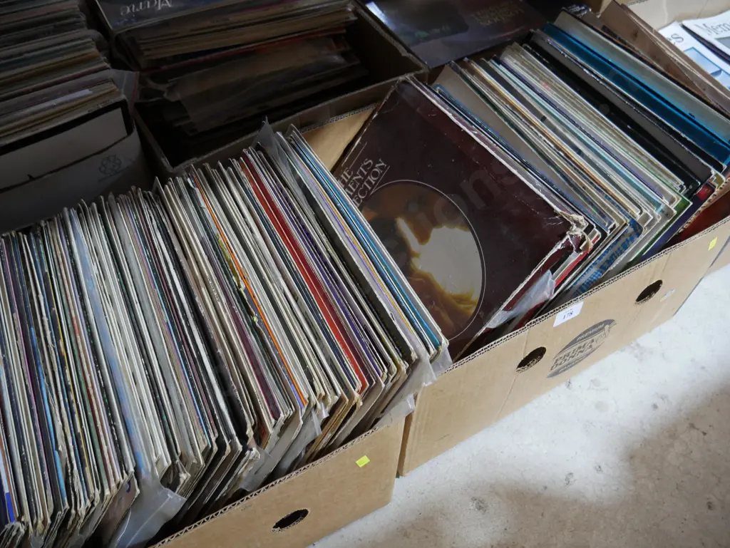 2 boxes of LP's Image 1++