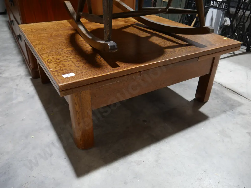 Extendable coffee table Image 1++