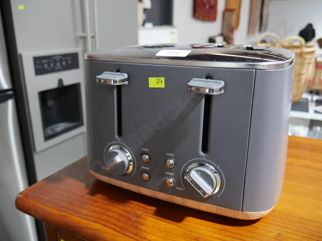 Toaster Image 1++