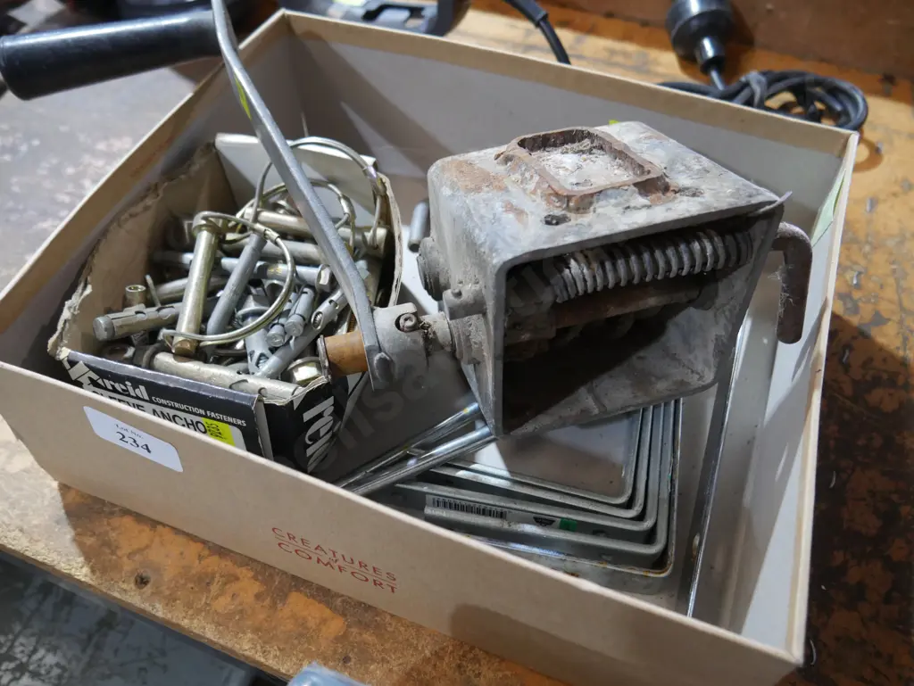 Winch etc Image 1++