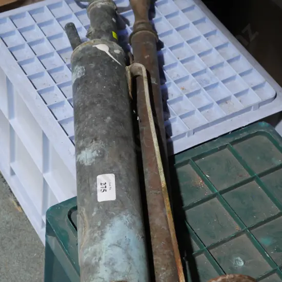 Stirrup pump