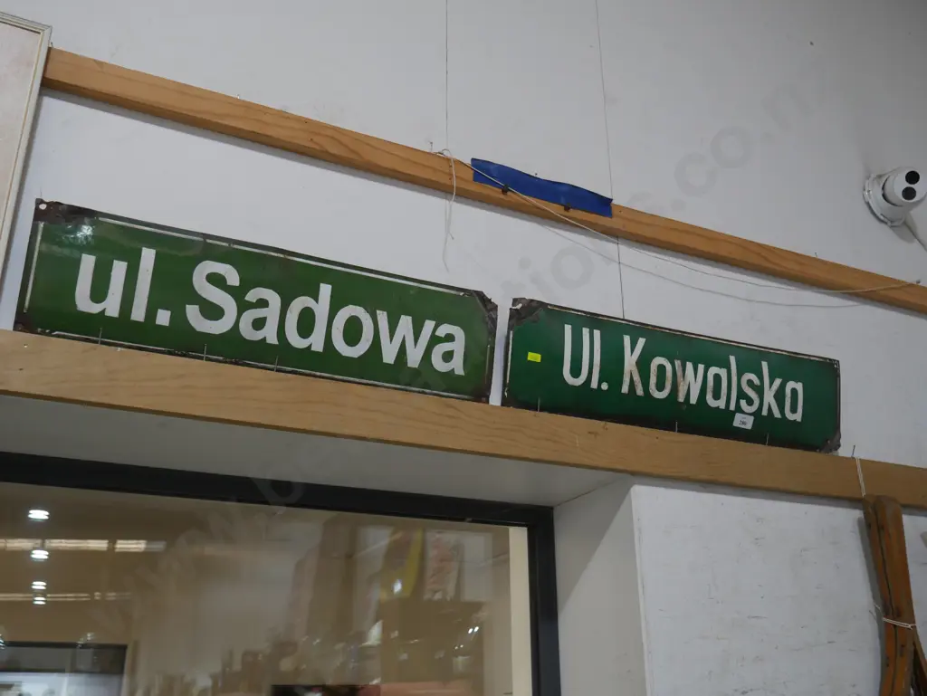 Ul. Sadowa and Ul. Kawolska signs Image 1++