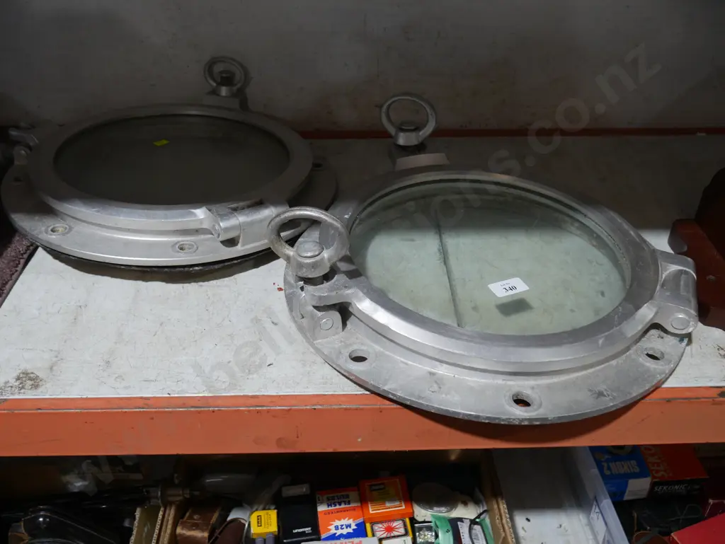 2 port holes Image 1++