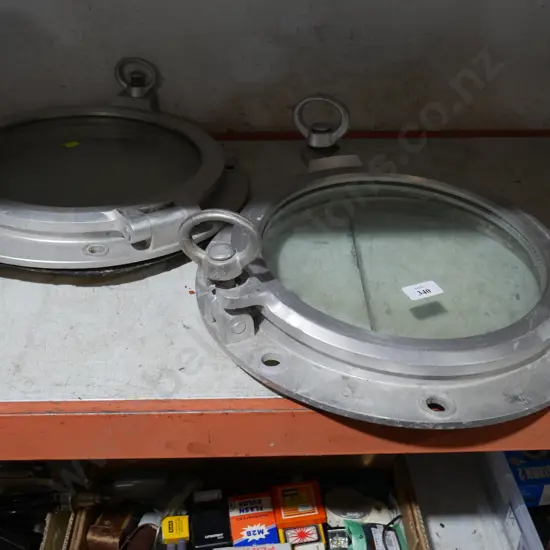 2 port holes