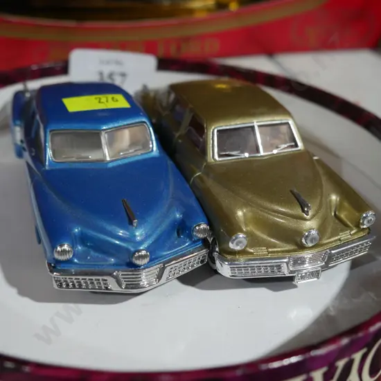 2 model cars