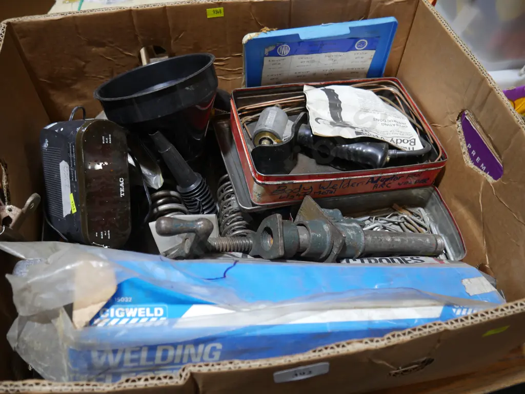 Box of tools Image 1++
