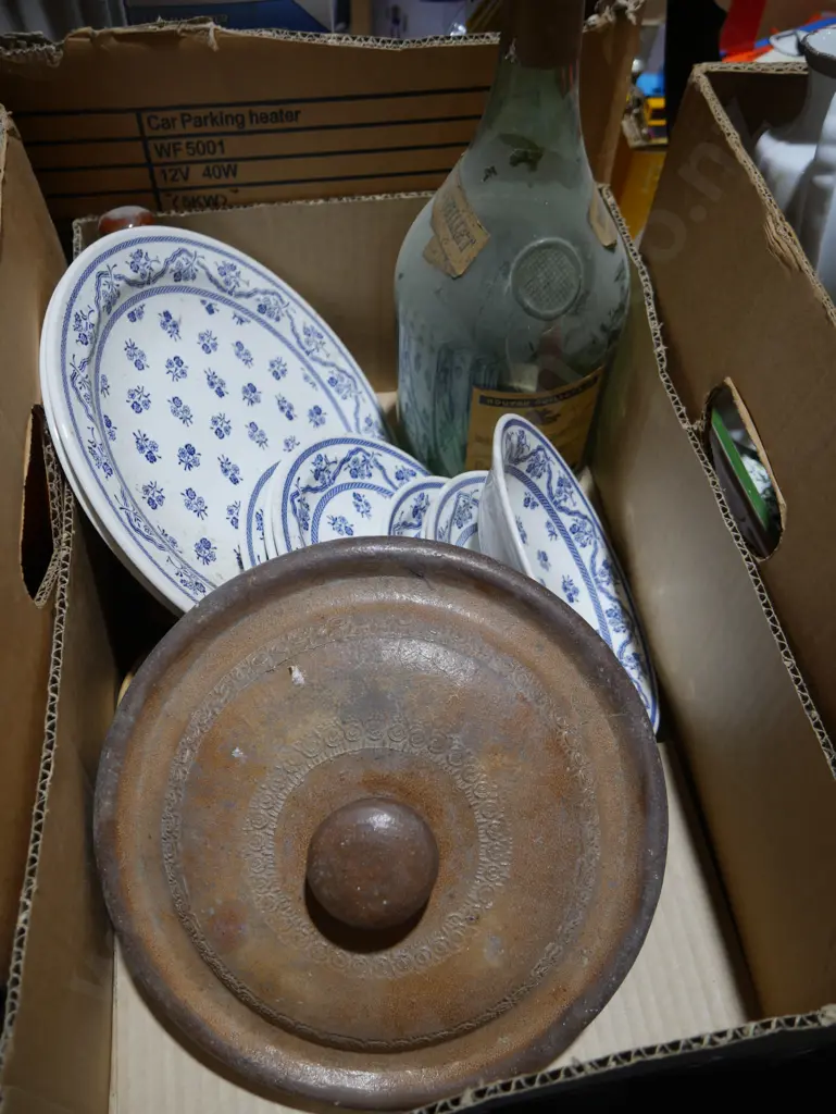 Crown Lynn, old bottle etc Image 1++
