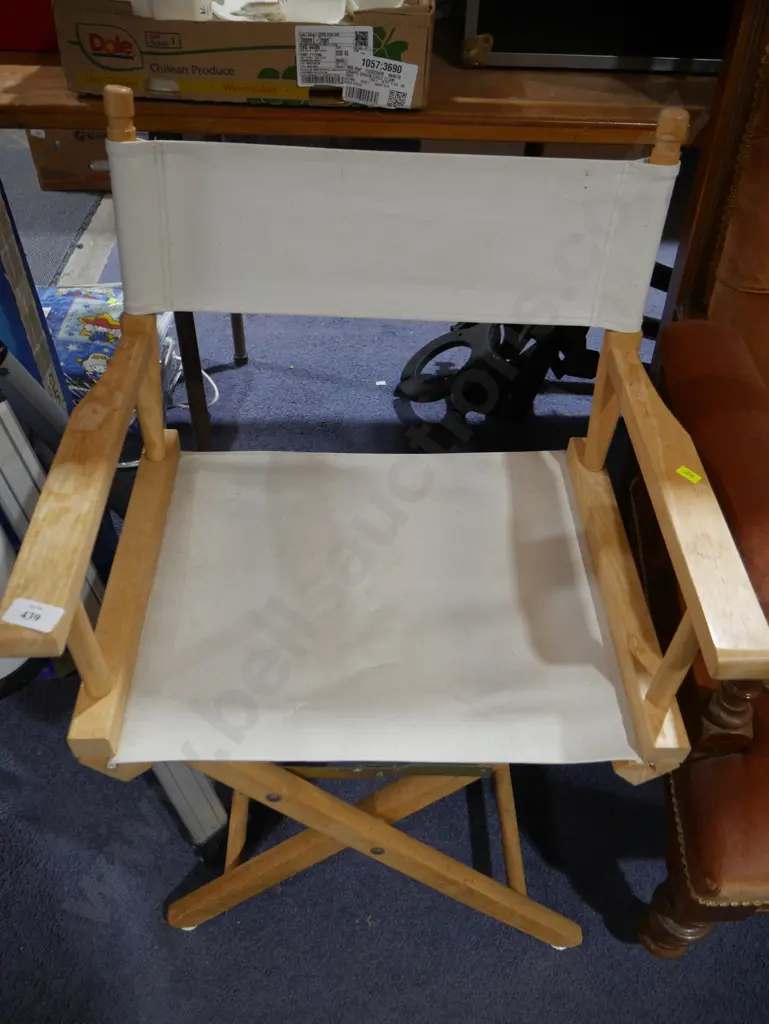 Directors chair Image 1++