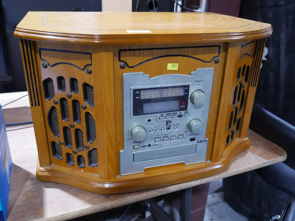 Stereo record player Image 1++