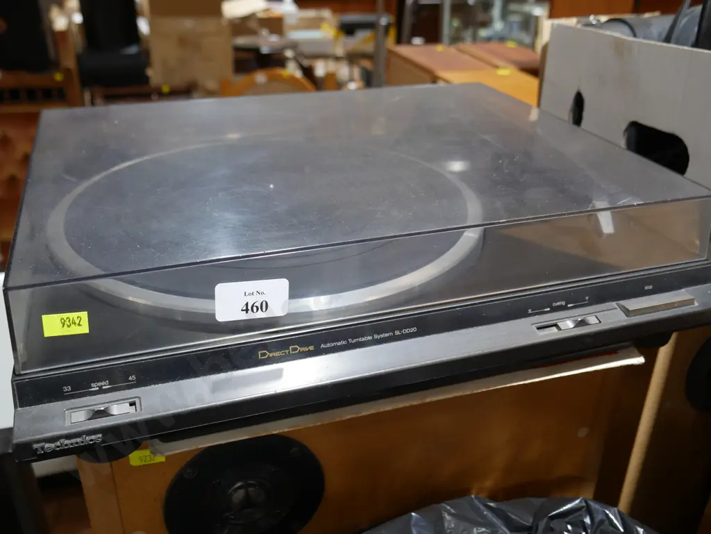 Technics turntable Image 1++