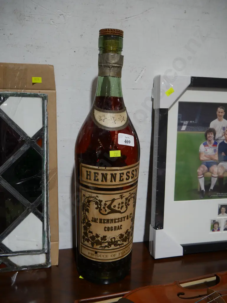 Display bottle of Hennessy Image 1++
