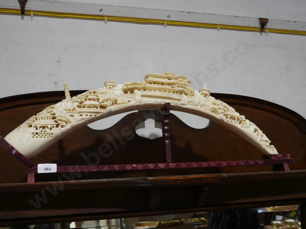 Imitation carved tusk Image 1++