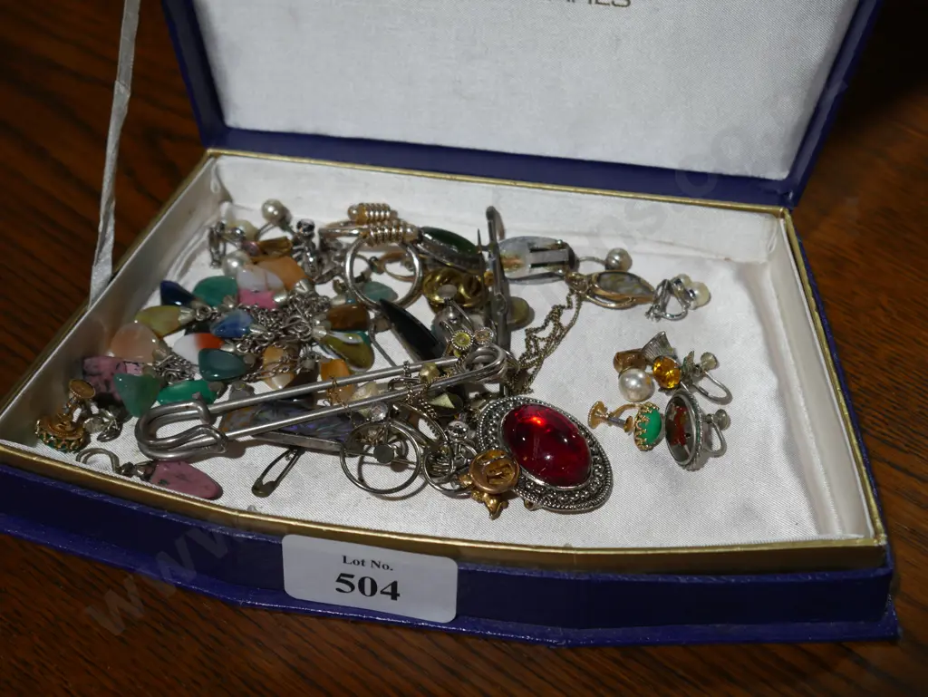 Sterling and costume jewellery Image 1++