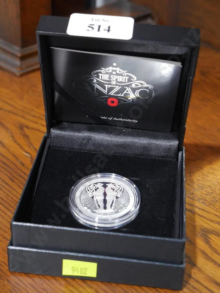 1oz Silver proof coin, ANZAC Image 1++