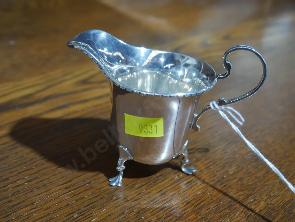 Sterling Silver cream jug Image 1++
