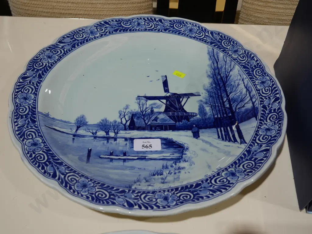 Delft charger Image 1++