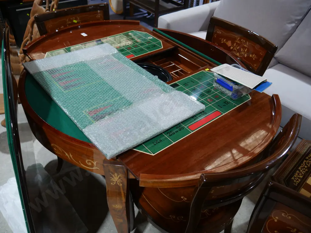 Games table/dining table and 4 chairs Image 1++