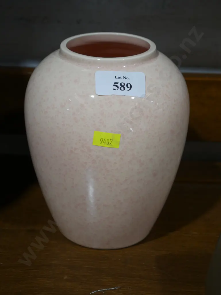 TG Green vase Image 1++