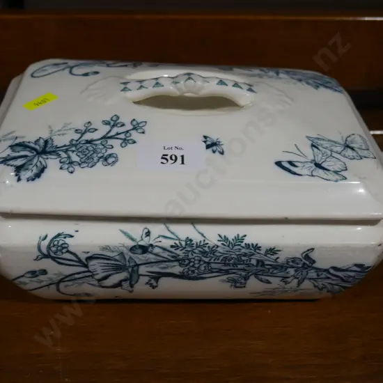 Lidded dish