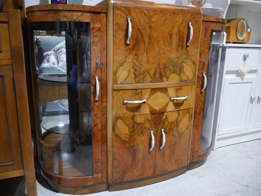 Walnut buffet Image 1++