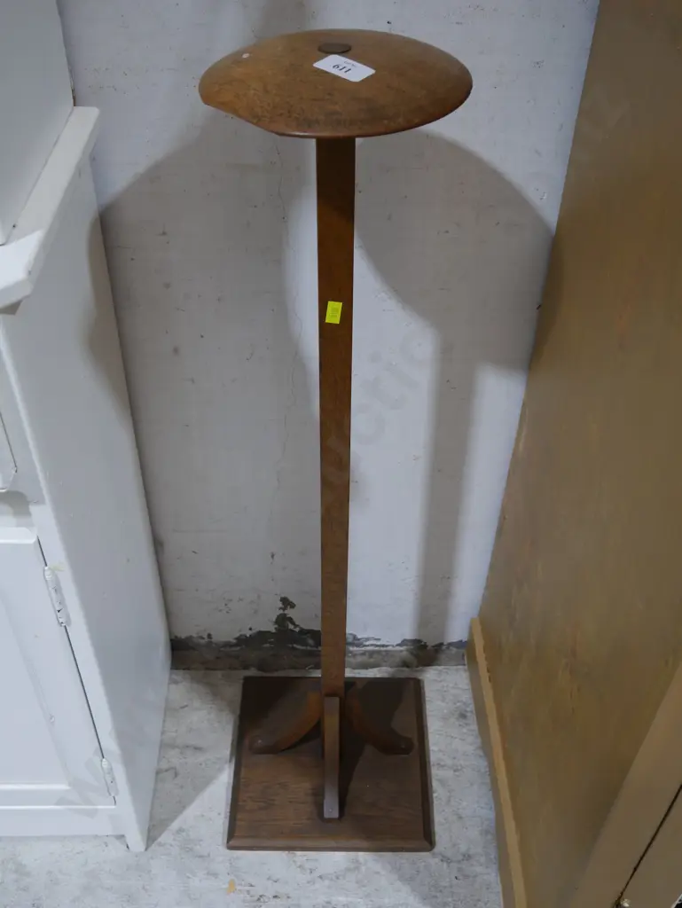 Hat stand Image 1++