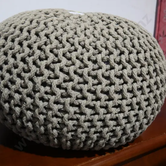 Pouf stool