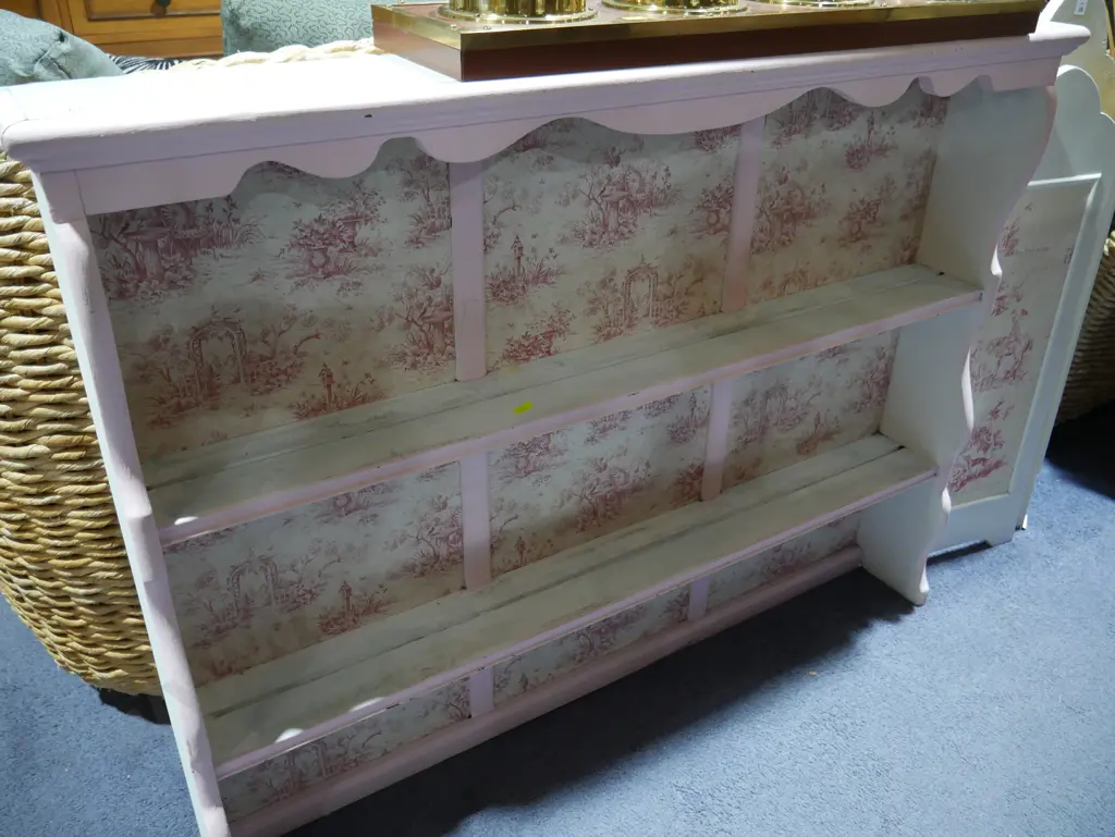 Shelf unit Image 1++