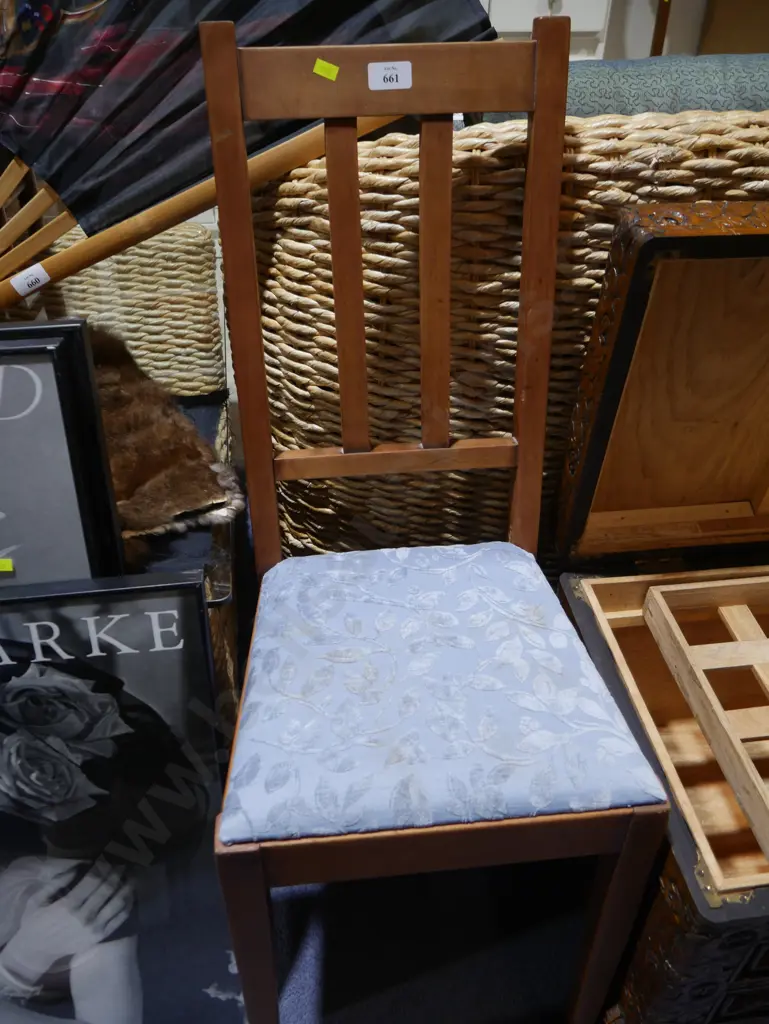 Dining chair Image 1++