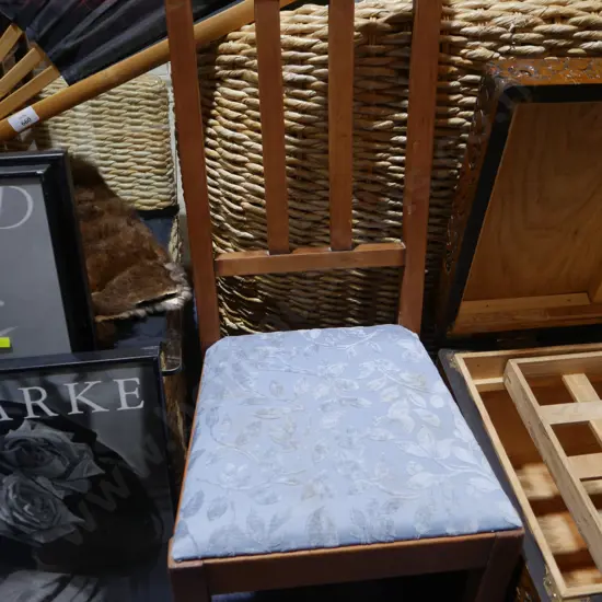 Dining chair
