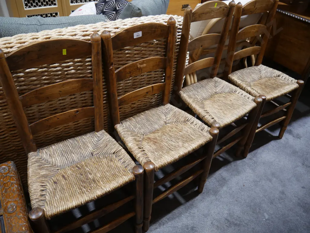 4 ladder back dining chairs Image 1++