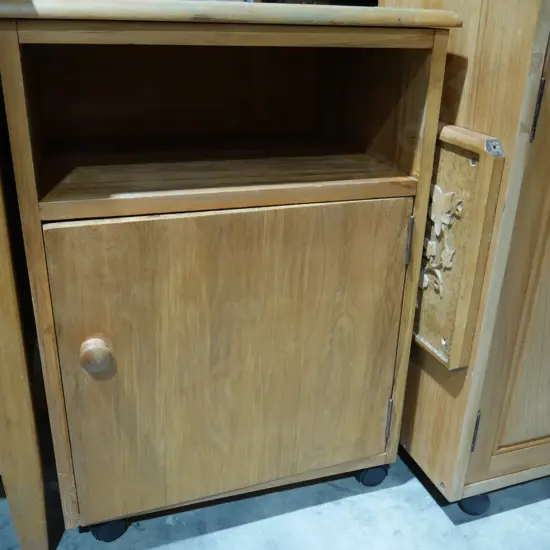 Bedside cabinet