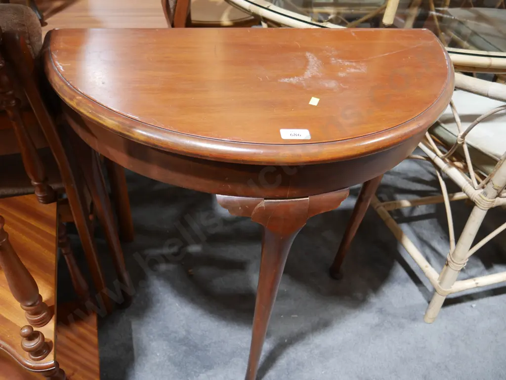 Hall table Image 1++