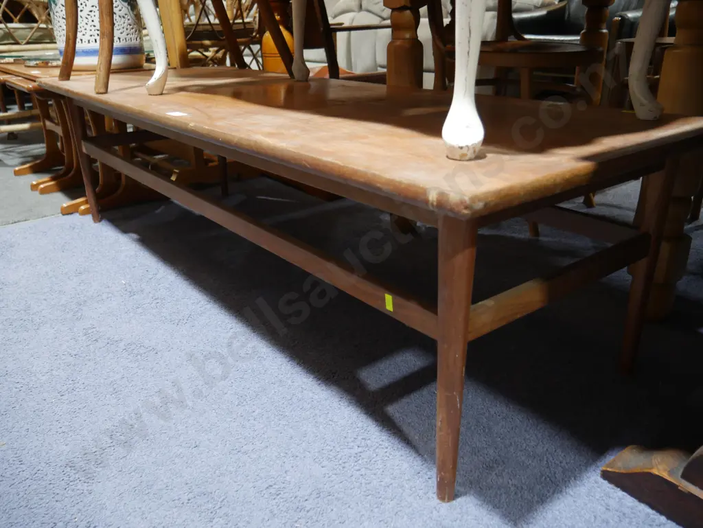 Coffee table Image 1++