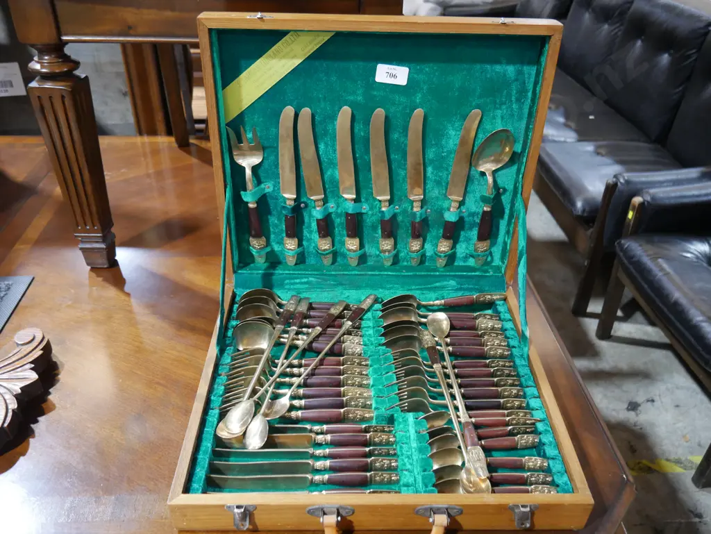 Cutlery set Image 1++