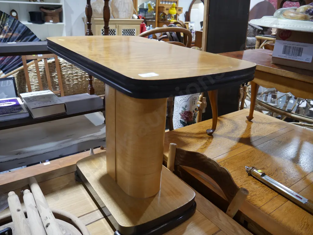 Occasional table Image 1++