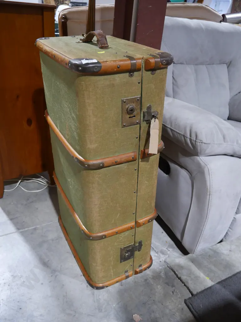 Trunk Image 1++