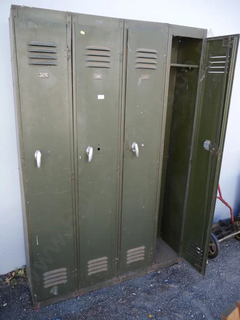 Lockers Image 1++