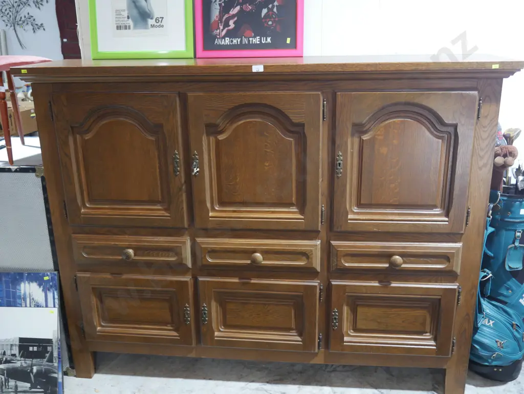Wall unit Image 1++