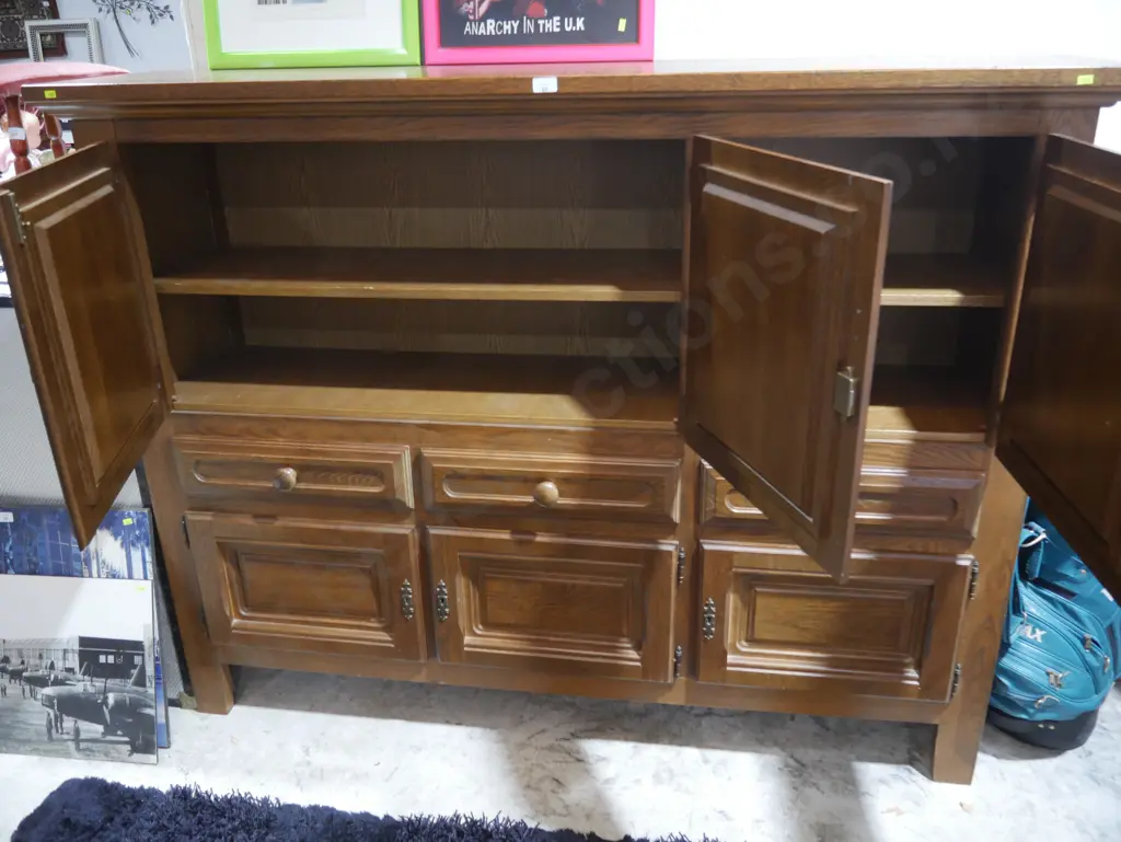 Wall unit Image 1++
