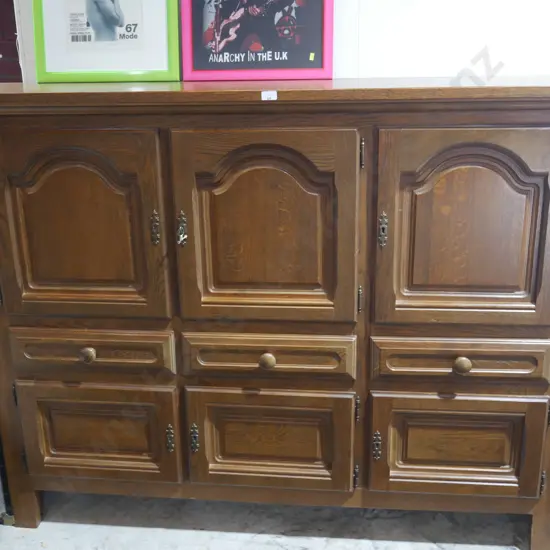 Wall unit