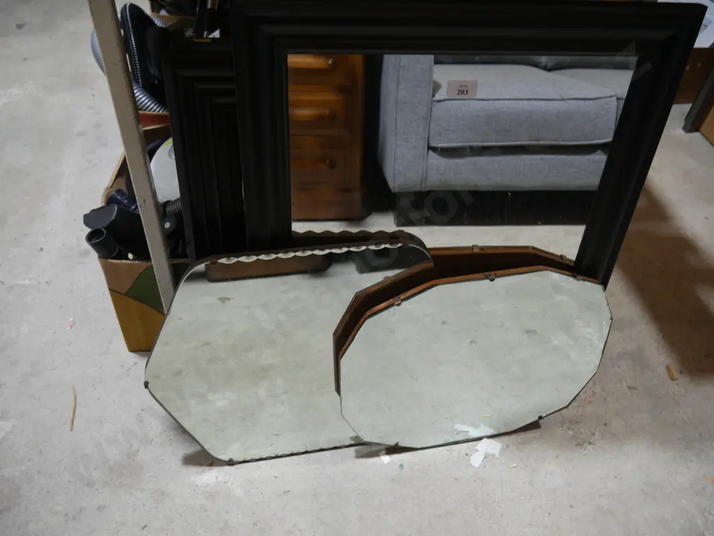 Mirrors Image 1++
