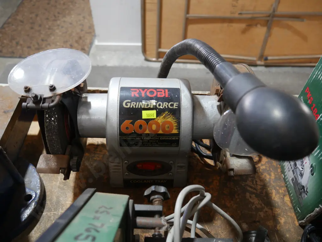 Bench grinder Image 1++